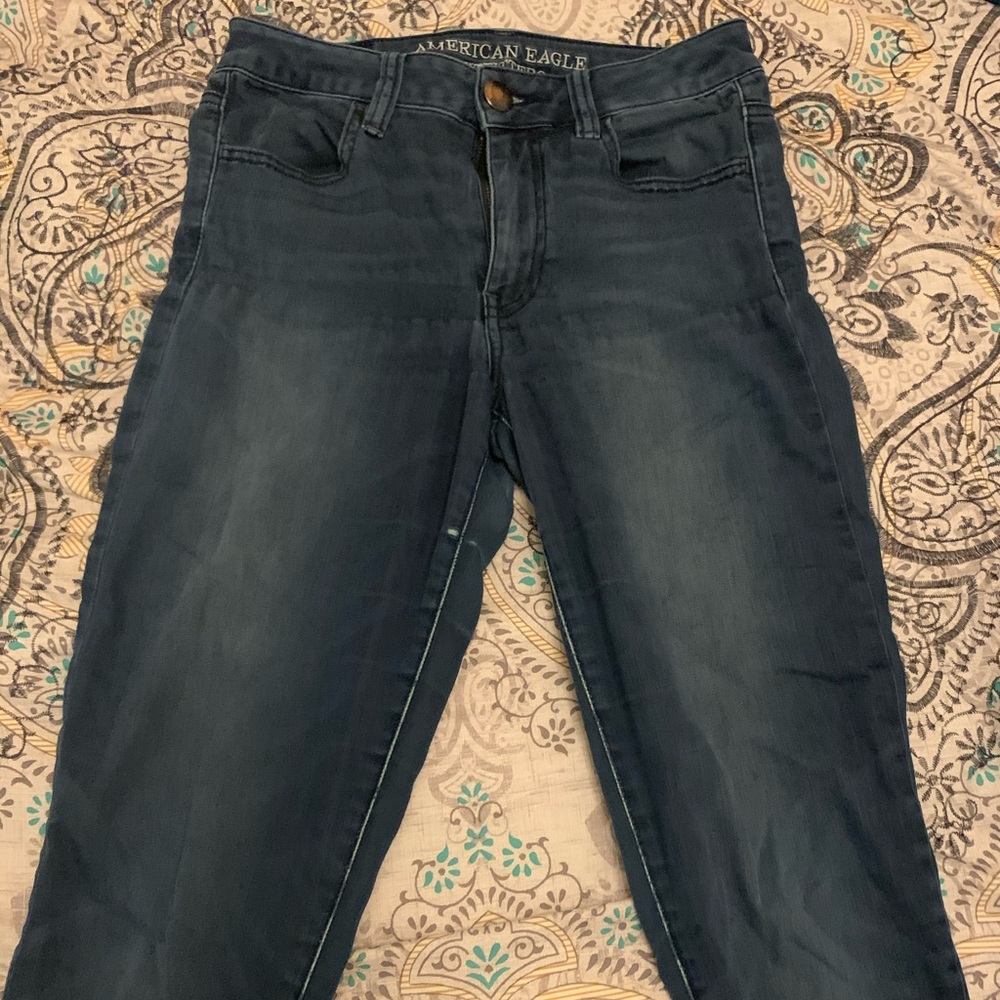 AMERICAN EAGLE SKINNY JEANS